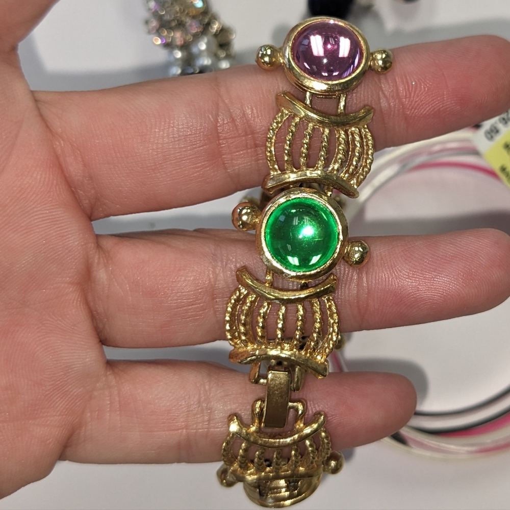 VTG COLORFUL JELLY BRACELET WITH GOLD ACCENTS - Picture 13 of 15